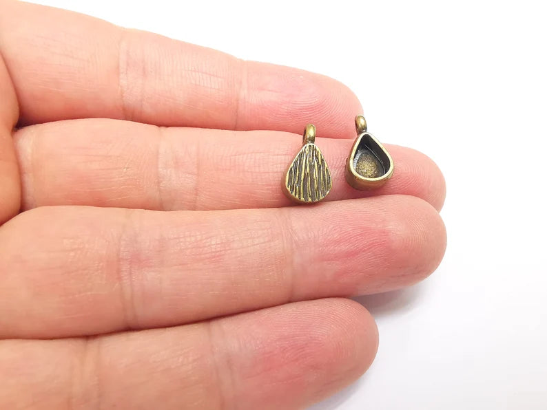 5 Drop Pendant Blanks, Resin Bezel Bases, Mosaic Mountings, Dry flower Frame, Polymer Clay base, Antique Bronze Plated (8x6mm) G35766