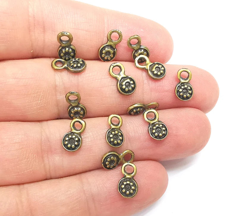 10 Flower Charms, Small Charms, Earring Charms, Bronze Pendant, Necklace Pendant, Antique Bronze Plated Metal ( 10x5mm )G35768