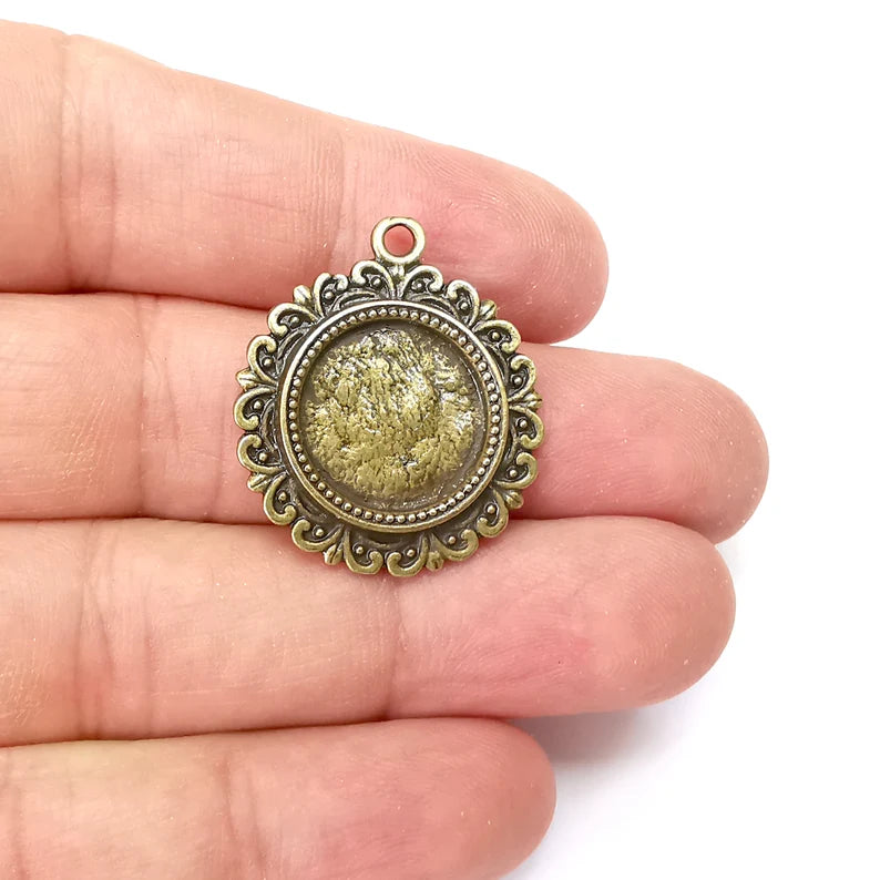 2 Bronze Dangle Charms Blank, Earring Charms Base, Cabochon Bezel, inlay Mounting, Resin Necklace, Antique Bronze Plated 15mm G35784