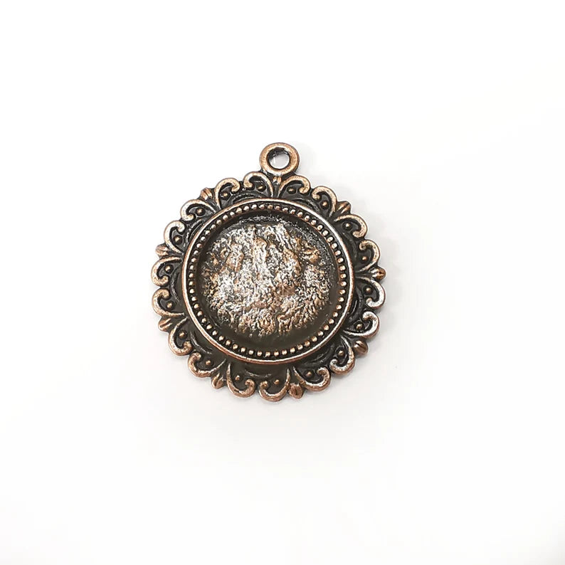 2 Copper Dangle Charms Blank, Earring Charms Base, Cabochon Bezel, inlay Mounting, Resin Necklace, Antique Copper plated 15mm G35788