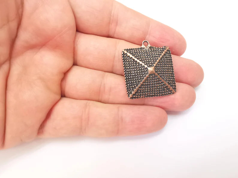 Copper Dangle Square Charms, Ethnic Charms, Jewelry Parts, Bracelet Component, Antique Copper Plated Metal Charms (33x28mm) G35792