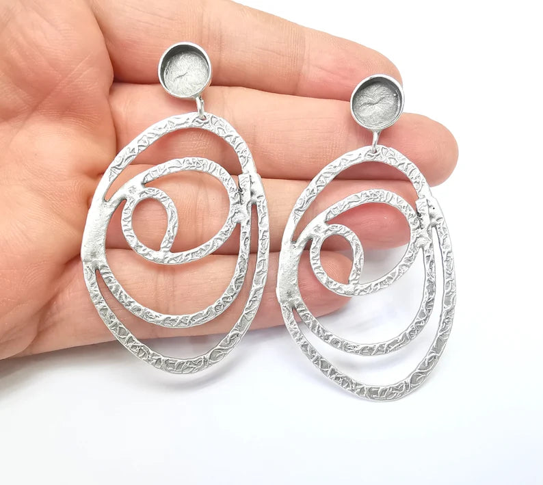 Circled Earring Base, Dangle Resin Earring Blank, Ear Settings Bezel, Cabochon Mountings, Antique Silver Plated Brass (10mm blanks) G35616