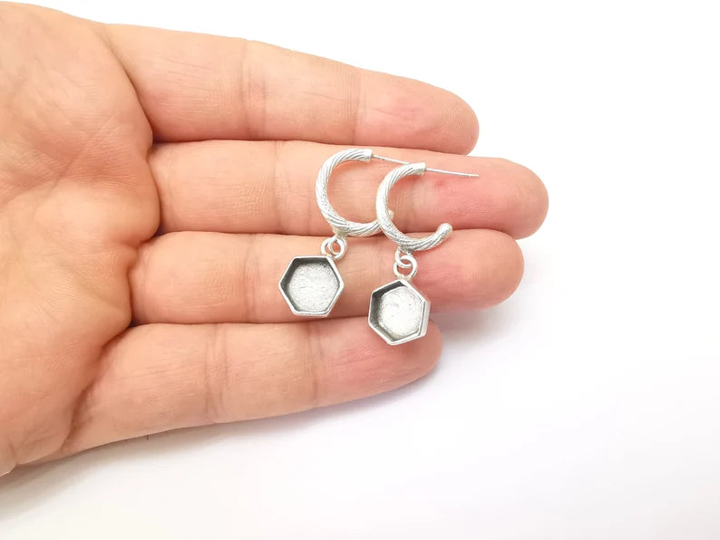 Earring Stud Base, HexagonEarring Blank, Ear Settings Resin Bezel, Cabochon Mounting, Antique Silver Plated Brass (10mm blanks) G35623