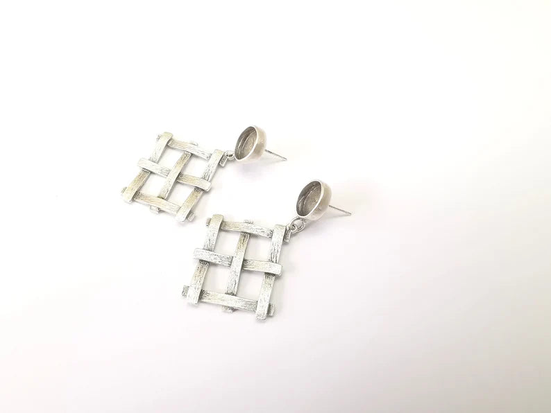 Square Earring Base, Dangle Resin Earring Blank, Ear Settings Bezel, Cabochon Mountings, Antique Silver Plated Brass (10mm blanks) G35624