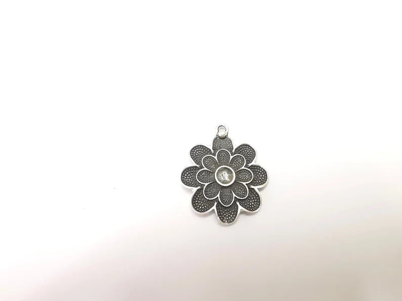 Flower Charms, Dangle Flower Charms, Floral Charms, Pendant Component, Earring Charms, Necklace Parts, Antique Silver Plated 37x31mm G35630