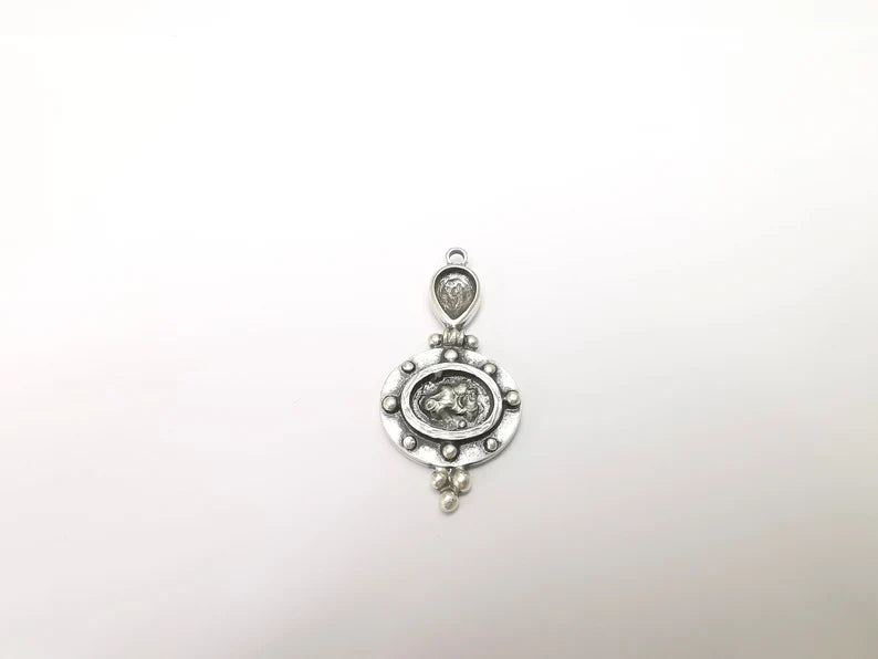 5 Silver Charms, Boho Charms, Earring Charms, Silver Pendant, Ethnic Rustic Charms, Necklace Parts, Antique Silver Plated 29x16mm G35635