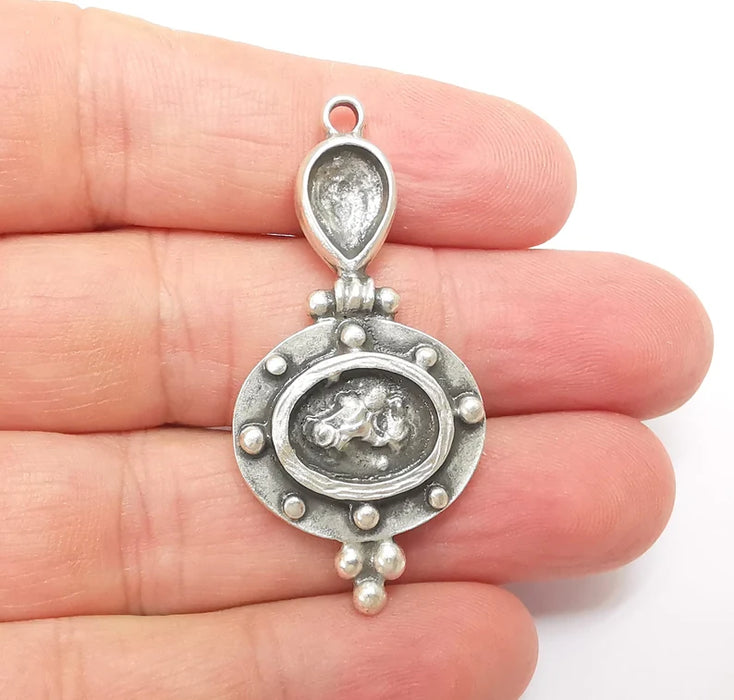 5 Silver Charms, Boho Charms, Earring Charms, Silver Pendant, Ethnic Rustic Charms, Necklace Parts, Antique Silver Plated 29x16mm G35635