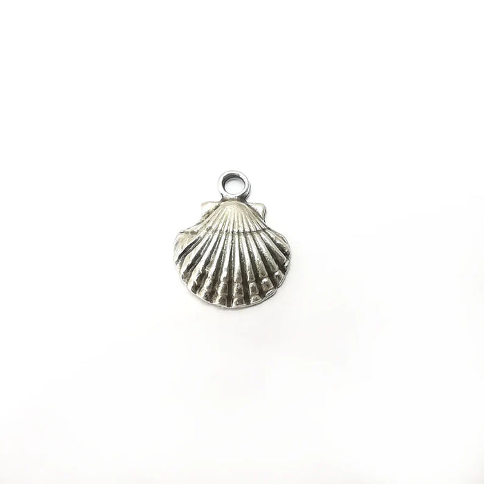 Scallop Dangle Charms, Sea Shell Charm, Dangle Charm, DIY Charms, Earring Charm, Silver Necklace Parts, Antique Silver Plated 17x13mm G35836