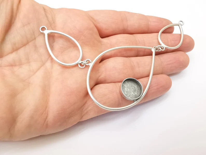 Drop Collar Pendant Bezel, Cabochon Blank, Locket Pendant Base, inlay Mounting, Resin Necklace, Antique Silver Plated Brass 130x46mm G35675