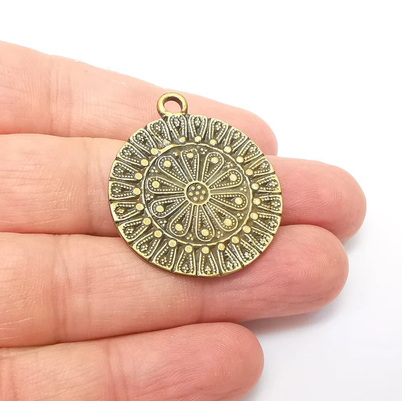 Bronze Pendant, Mandala Charms, Earring Charms, Dangle Pendant, Locket Pendant, Necklace Pendant, Antique Bronze Plated Metal 39x32mm G35681