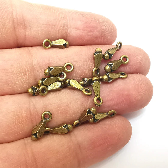 10 Spike Charms, Small Charms, Earring Charms, Bronze Pendant, Necklace Pendant, Antique Bronze Plated Metal 13x4mm G35694