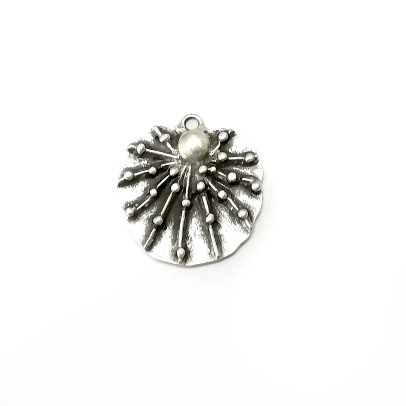 Silver Dangle Charms, Boho Charms, Rustic Charms, Earring Charms, Silver Pendant, Necklace Parts, Antique Silver Plated 27x24mm G35716
