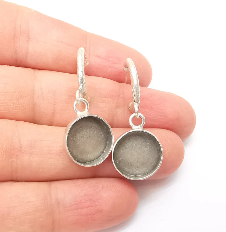 Earring Stud Base, Earring Blank, Ear Settings Resin Bezel, Cabochon Mounting, Antique Silver Plated Brass (14mm blanks) G35724