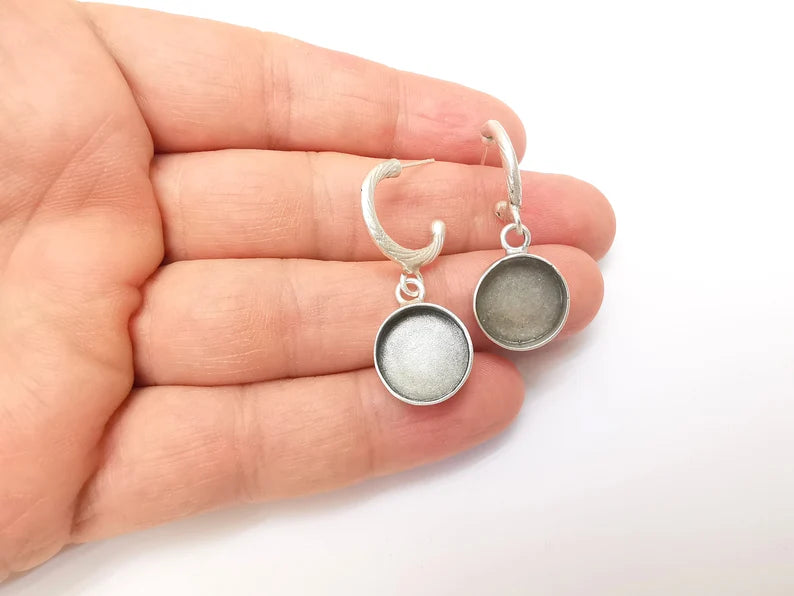 Earring Stud Base, Earring Blank, Ear Settings Resin Bezel, Cabochon Mounting, Antique Silver Plated Brass (14mm blanks) G35724