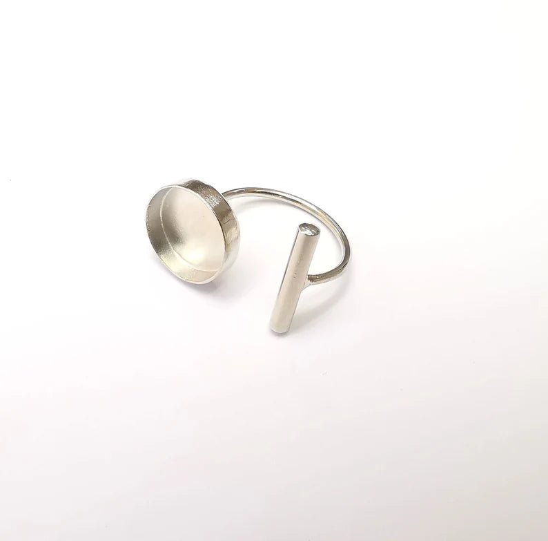 Shiny Silver Rod and Round Ring Setting, Cabochon Blank, Resin Bezel, Ring Mounting, Epoxy Base, Adjustable Rhodium Plated Brass 14mm G35885