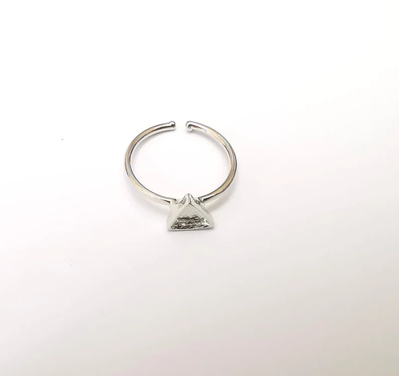 Shiny Silver Triangle Ring Setting, Cabochon Blank, Resin Bezel, Ring Mounting, Epoxy Frame, Adjustable Rhodium Plated Brass 6mm G35896