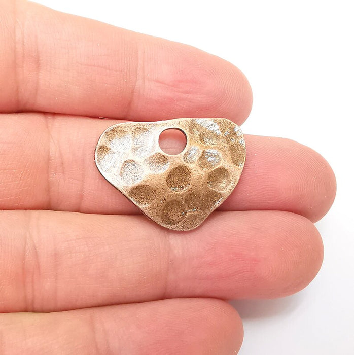2 Copper Heart Charms, Baroque Charms, Earring Charms, Copper Pendant, Necklace Parts, Antique Copper Plated 28x20mm G35904