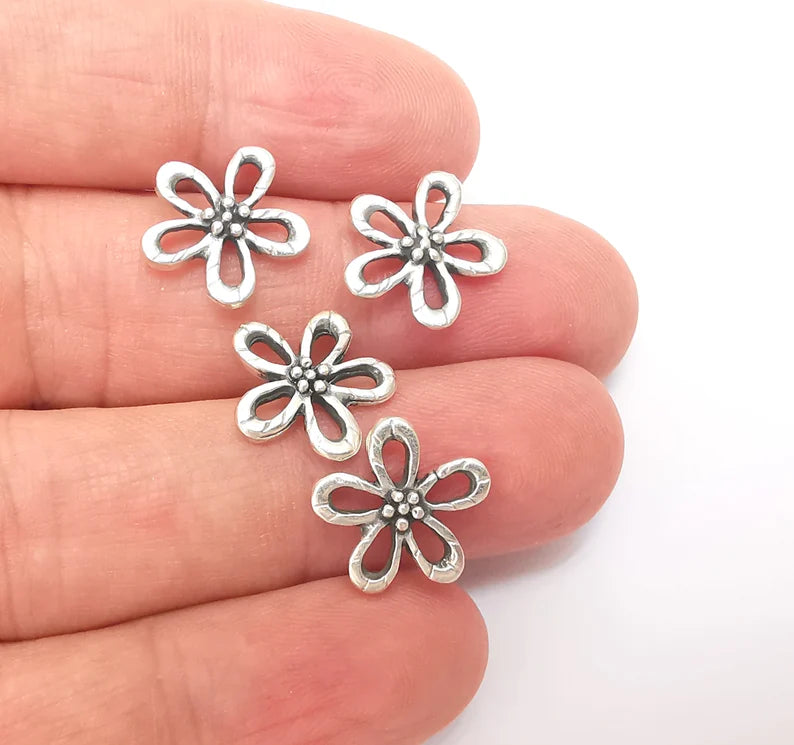 10 Flower Charm, Flower Findings Connector, (Double sided) Bracelet Component, Earring Charm, Necklace Parts, Antique Silver Plated 14mm G35922
