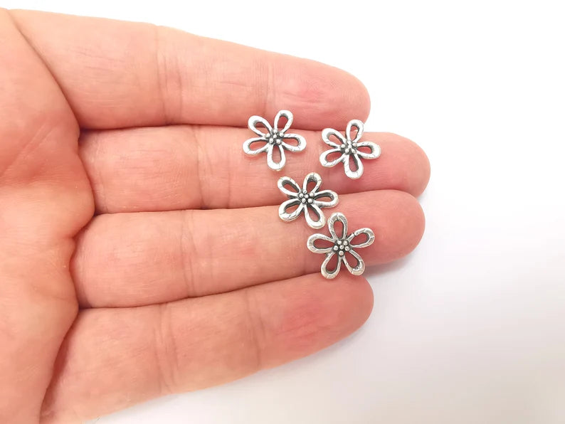 10 Flower Charm, Flower Findings Connector, (Double sided) Bracelet Component, Earring Charm, Necklace Parts, Antique Silver Plated 14mm G35922
