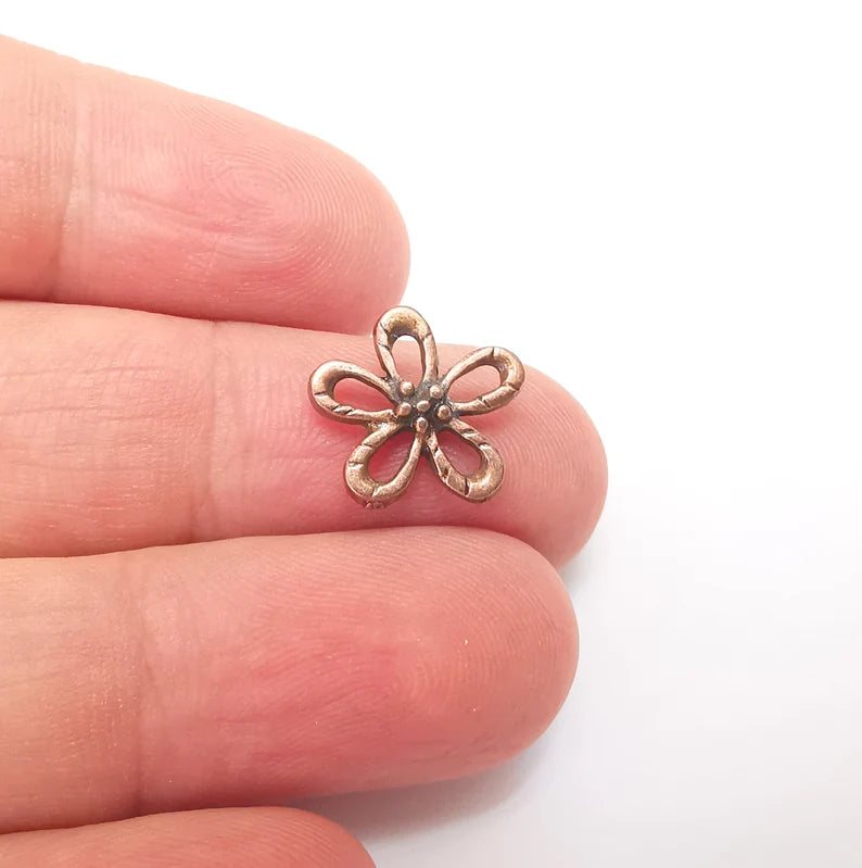 10 Flower Charms, Flower Findings, Flower Connector, Bracelet Component, Earring Charm, Necklace Parts, Antique Copper Plated 14mm G35925