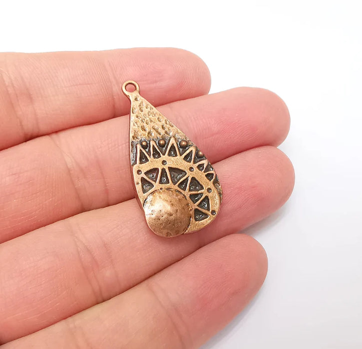 Copper Dangle Charms, Hammered Boho Charm, Rustic Charm, Earring Charm, Copper Pendant, Necklace Parts, Antique Copper Plated 37x19mm G35928