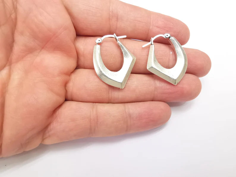 Silver Hoop Earrings, Antique Silver Plated Hoop Earring, Findings (30x24mm) G35749