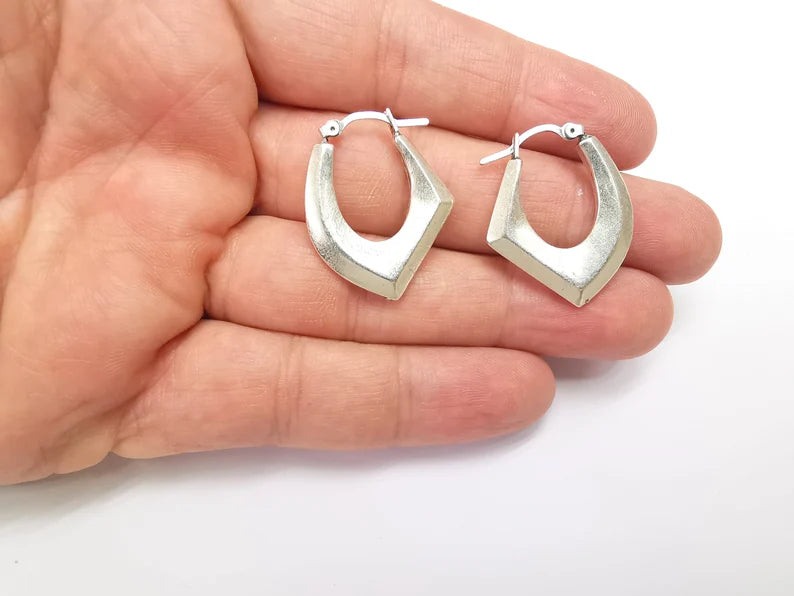 Silver Hoop Earrings, Antique Silver Plated Hoop Earring, Findings (30x24mm) G35749