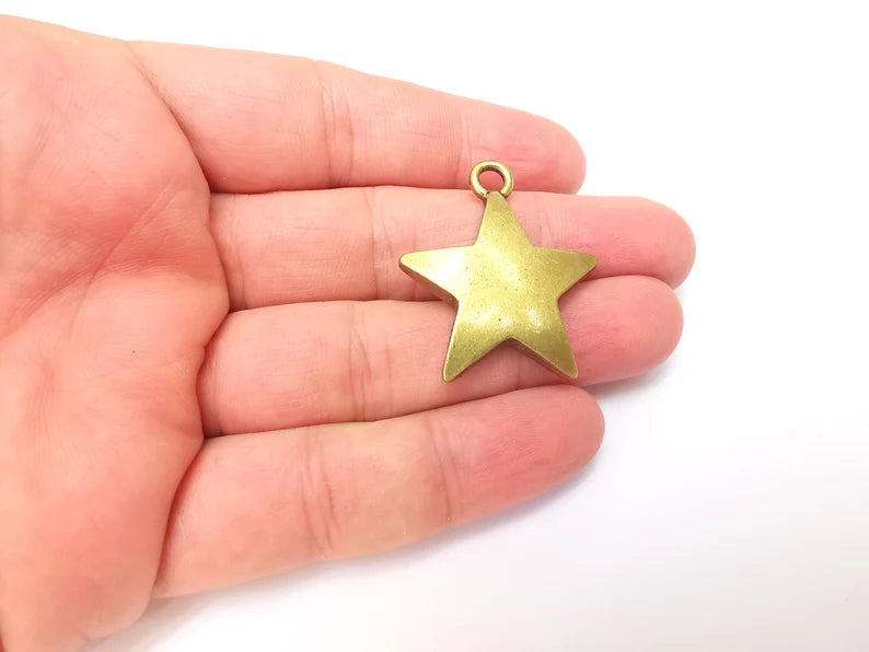 Star Charms, Dangle Charms, Earring Charms, Bronze Pendant, Necklace Pendant, Antique Bronze Plated Metal 37x32mm G35940