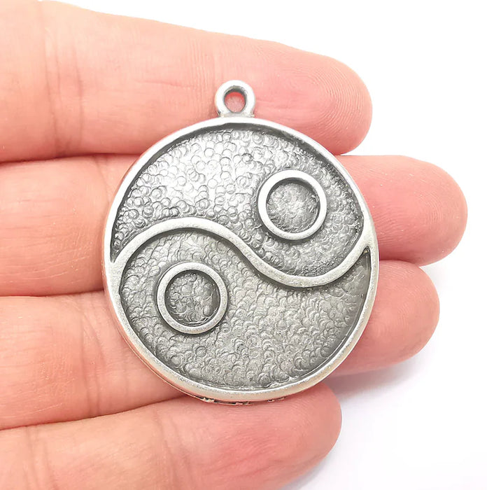 Silver Dangle Charms, Ying Yang Charms, Boho Charms, Earring Charms, Silver Pendant, Necklace Parts, Antique Silver Plated 45x39mm G35941