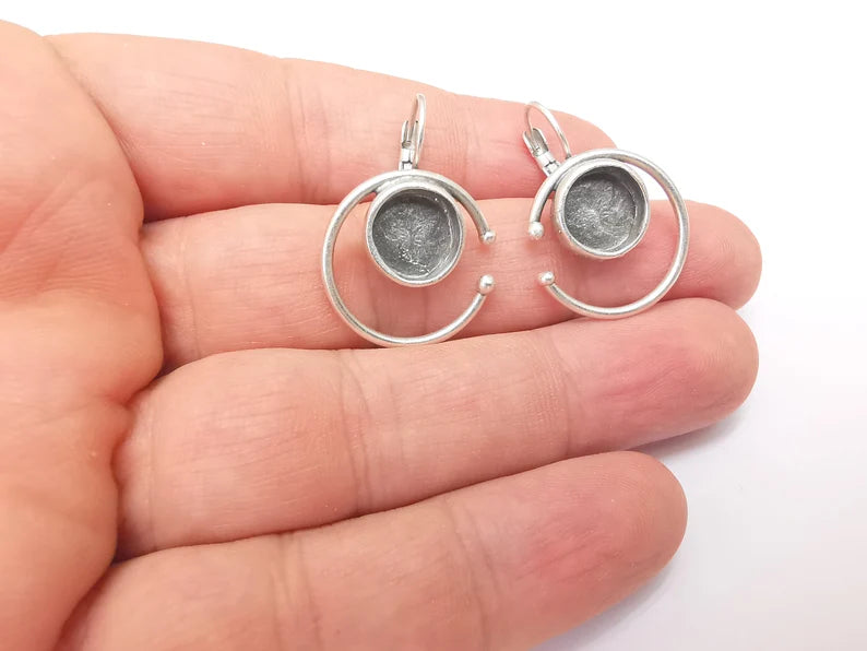 Silver Earring Base, Earring Blank, Ear Settings Bezel, Resin Blank, Cabochon Mountings, Antique Silver Plated Brass (10mm blanks) G35945