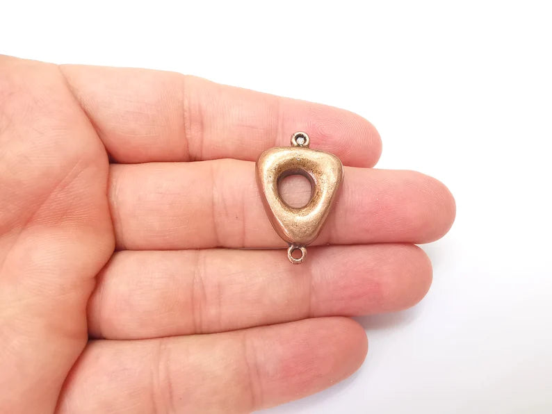 Copper Triangle Connector, Jewelry Parts, Copper Bracelet Component, Antique Copper Finding, Antique Copper Plated Metal (31x20mm) G35959