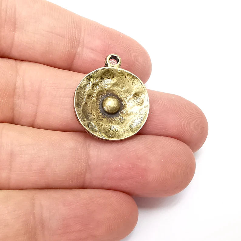 2 Bronze Hammered Disc Charms, Jewelry Parts, Bronze Bracelet Component, Antique Bronze Finding, Antique Bronze Plated Metal (25x21mm) G35964