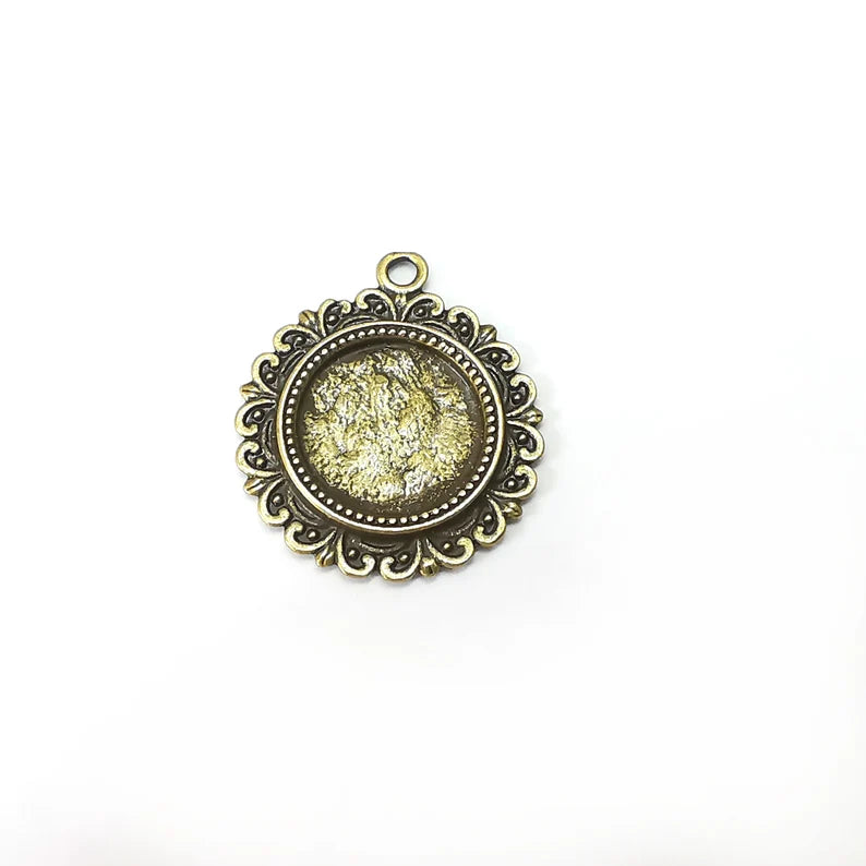 2 Bronze Dangle Charms Blank, Earring Charms Base, Cabochon Bezel, inlay Mounting, Resin Necklace, Antique Bronze Plated 15mm G35784