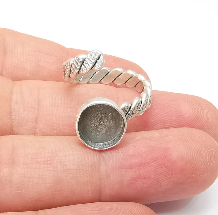 Twisted Ring Setting, Cabochon Blank, Resin Bezel, Round Ring Mounting, Epoxy Frame Base, Adjustable Antique Silver Plated Brass 10mm G35979