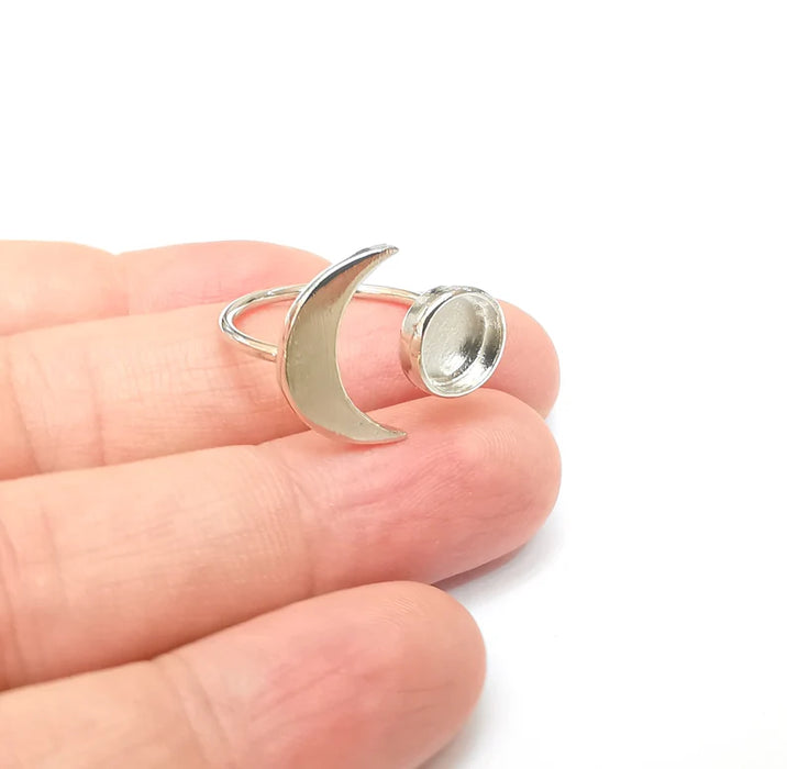 Shiny Silver Crescent Ring Setting, Cabochon Blank, Resin Bezel, Ring Mounting, Epoxy Frame Base, Adjustable Rhodium Plated Brass 8mm G35815