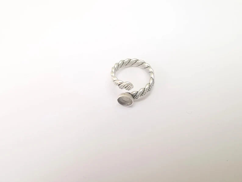 Twisted Ring Setting, Cabochon Blank, Resin Bezel, Round Ring Mounting, Epoxy Frame Base, Adjustable Antique Silver Plated Brass 6mm G36000