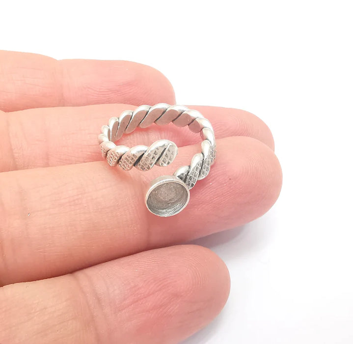 Twisted Ring Setting, Cabochon Blank, Resin Bezel, Round Ring Mounting, Epoxy Frame Base, Adjustable Antique Silver Plated Brass 6mm G36000