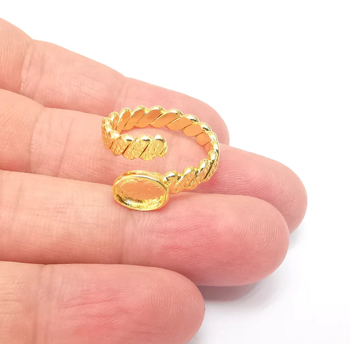 Twisted Ring Setting, Cabochon Blank, Resin Bezel, Ring Mounting, Epoxy Frame Base, Adjustable Shiny Gold Plated Brass 8x6mm G36007