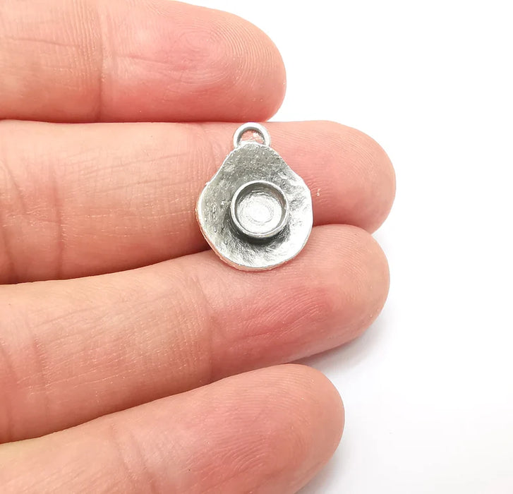 Silver Pendant Blank, Cabochon Bezel, Locket Pendant Base, inlay Mountings, Resin Necklace, Antique Silver Plated Brass (6mm blank) G35825