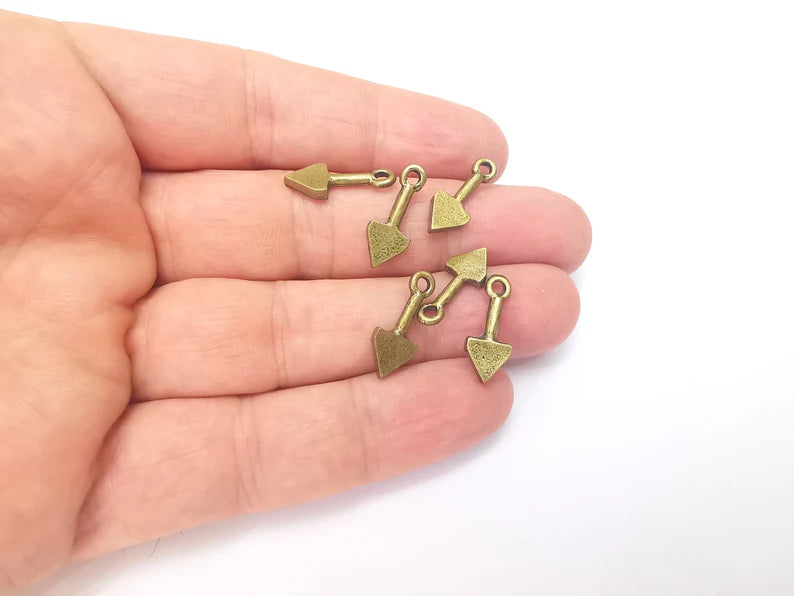 10 Bronze Triangle Charms, Boho Charms, Dangle Charms, Earring Charms, Bronze Pendant, Necklace Parts, Antique Bronze Plated 19x7mm G36021