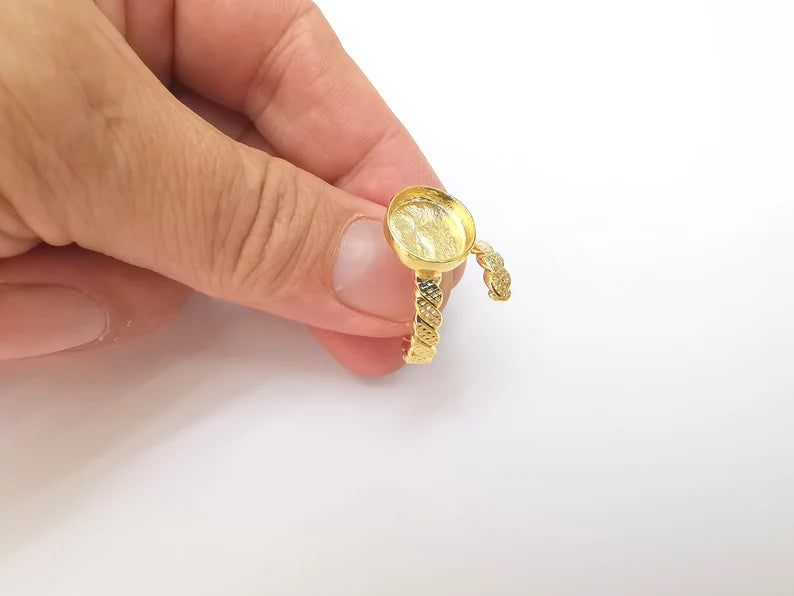 Twisted Ring Setting, Cabochon Blank, Resin Bezel, Ring Mounting, Epoxy Frame Base, Adjustable Shiny Gold Plated Brass 10mm G36018