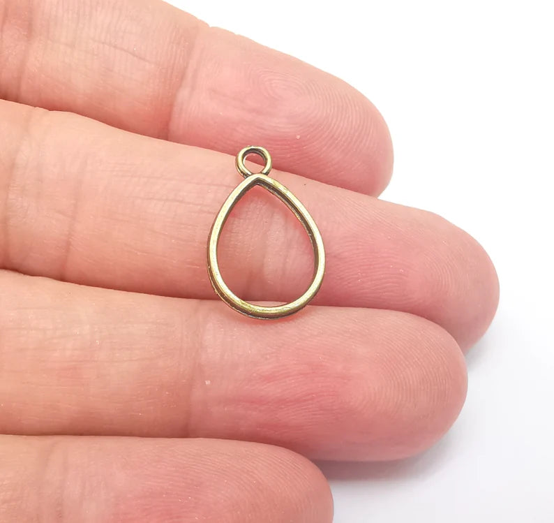 10 Bronze Drop Charms, Teardrop Charms, Bracelet Charms, Earring Charms, Boho Charms, Pear charms, Antique Bronze Plated (19x13mm) G36033