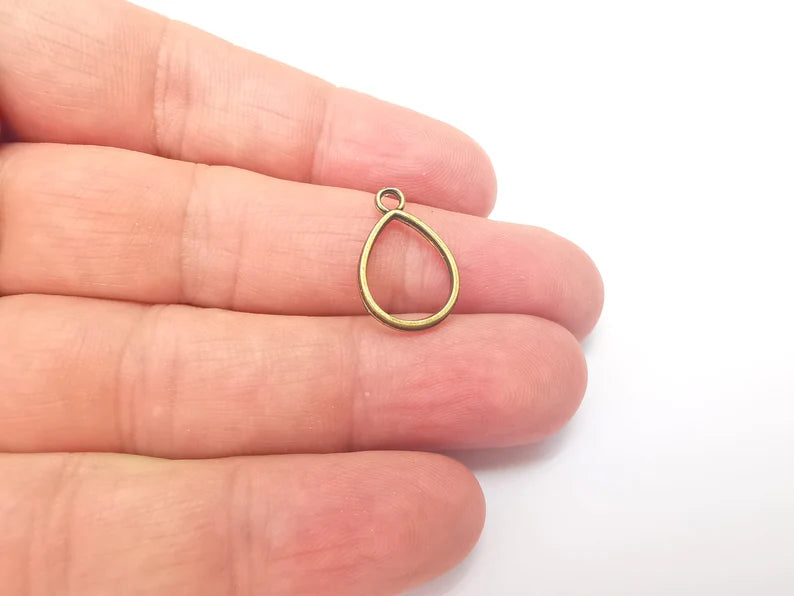 10 Bronze Drop Charms, Teardrop Charms, Bracelet Charms, Earring Charms, Boho Charms, Pear charms, Antique Bronze Plated (19x13mm) G36033