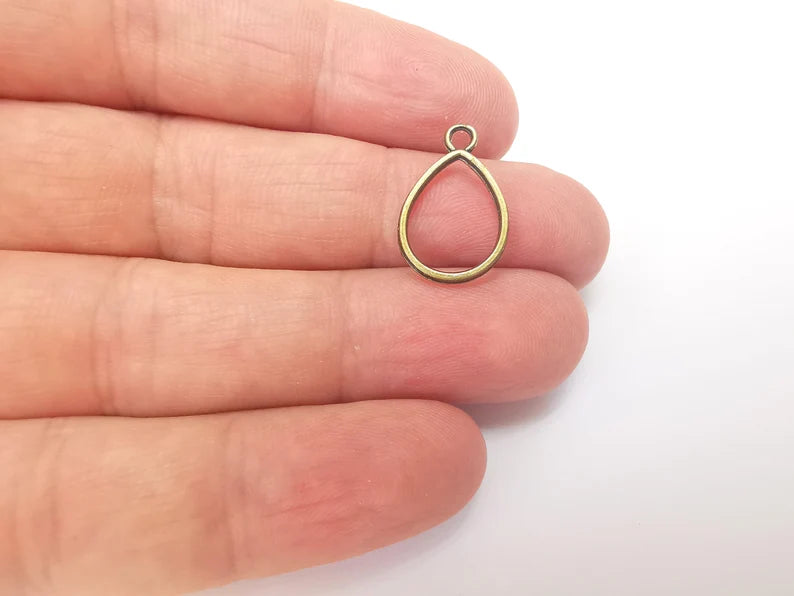 10 Bronze Drop Charms, Teardrop Charms, Bracelet Charms, Earring Charms, Boho Charms, Pear charms, Antique Bronze Plated (19x13mm) G36033