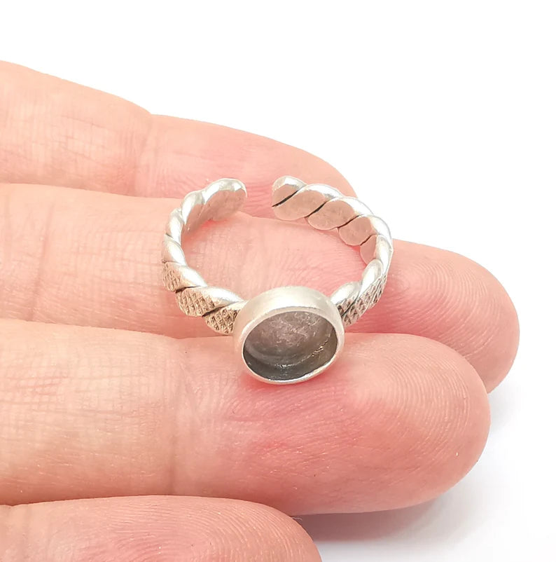 Ring Setting, Cabochon Blank, Resin Bezel, Round Ring Mounting, Epoxy Frame Base, Adjustable Antique Silver Plated Brass 8mm G35843