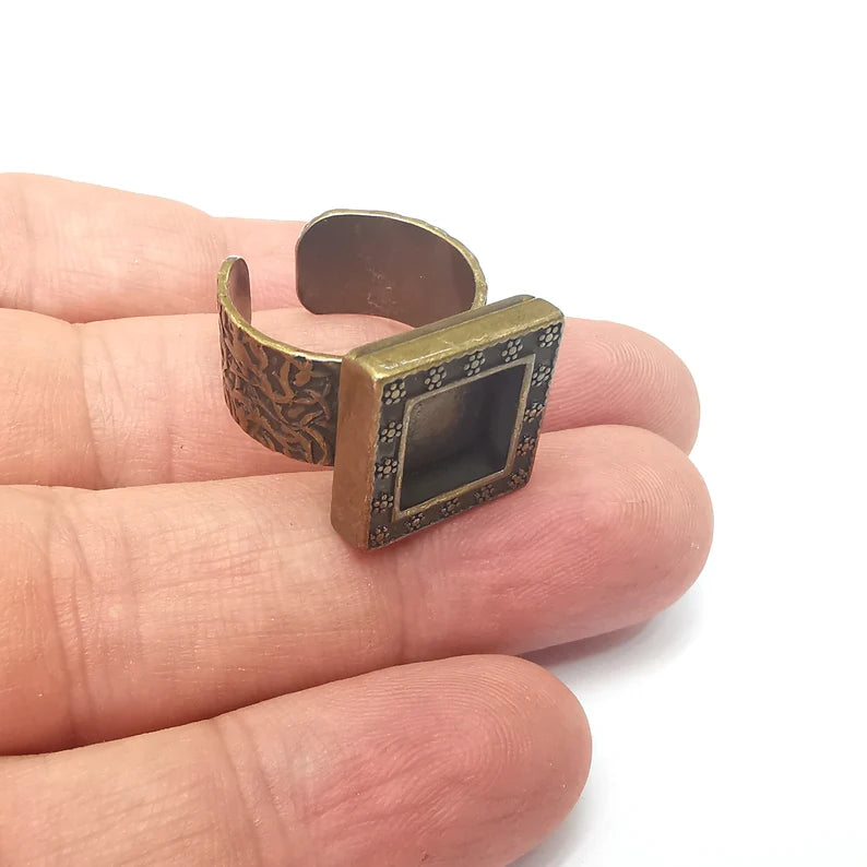 Bronze Ring Setting, Cabochon Blank, Resin Bezel, Square Ring Mounting, Epoxy Frame Base, Adjustable Antique Bronze Plated 10mm G36043