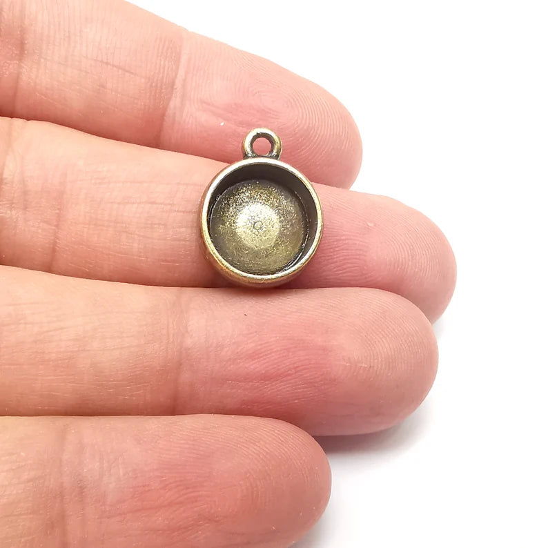4 Round Pendant Blanks, Resin Bezel Bases, Mosaic Mountings, Dry flower Frame, Polymer Clay base, Antique Bronze Plated (12mm) G36046
