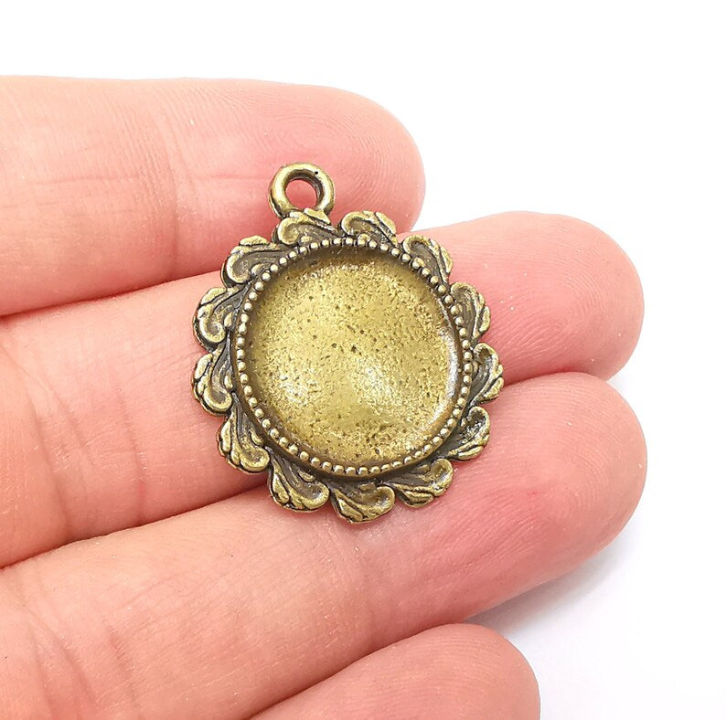 Bronze Dangle Charms Blank, Earring Charms Base, Cabochon Bezel, inlay Mounting, Resin Necklace, Antique Bronze Plated 16mm G35908