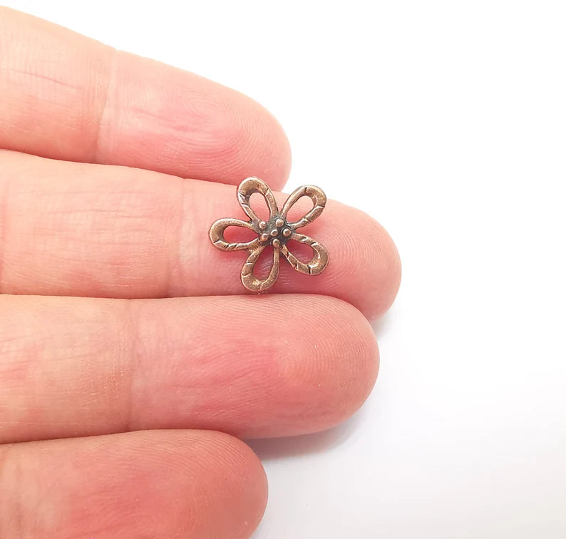 10 Flower Charms, Flower Findings, Flower Connector, Bracelet Component, Earring Charm, Necklace Parts, Antique Copper Plated 14mm G35925