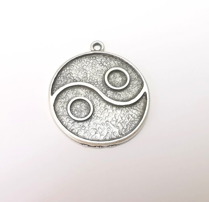 Silver Dangle Charms, Ying Yang Charms, Boho Charms, Earring Charms, Silver Pendant, Necklace Parts, Antique Silver Plated 45x39mm G35941